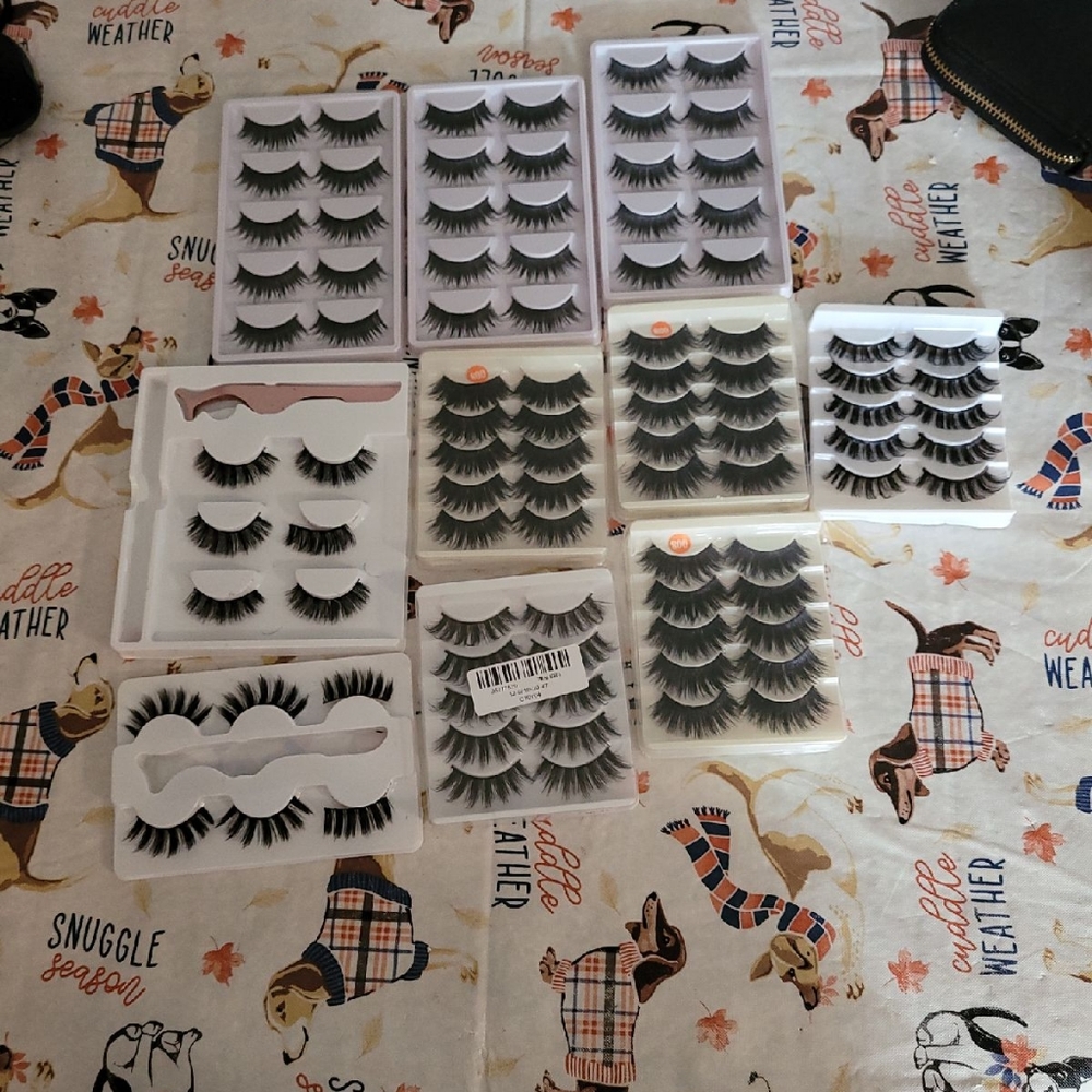 Eyelash bundle